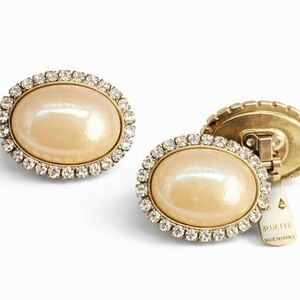Vintage Signed French designer Bluette Clip on Earrings.